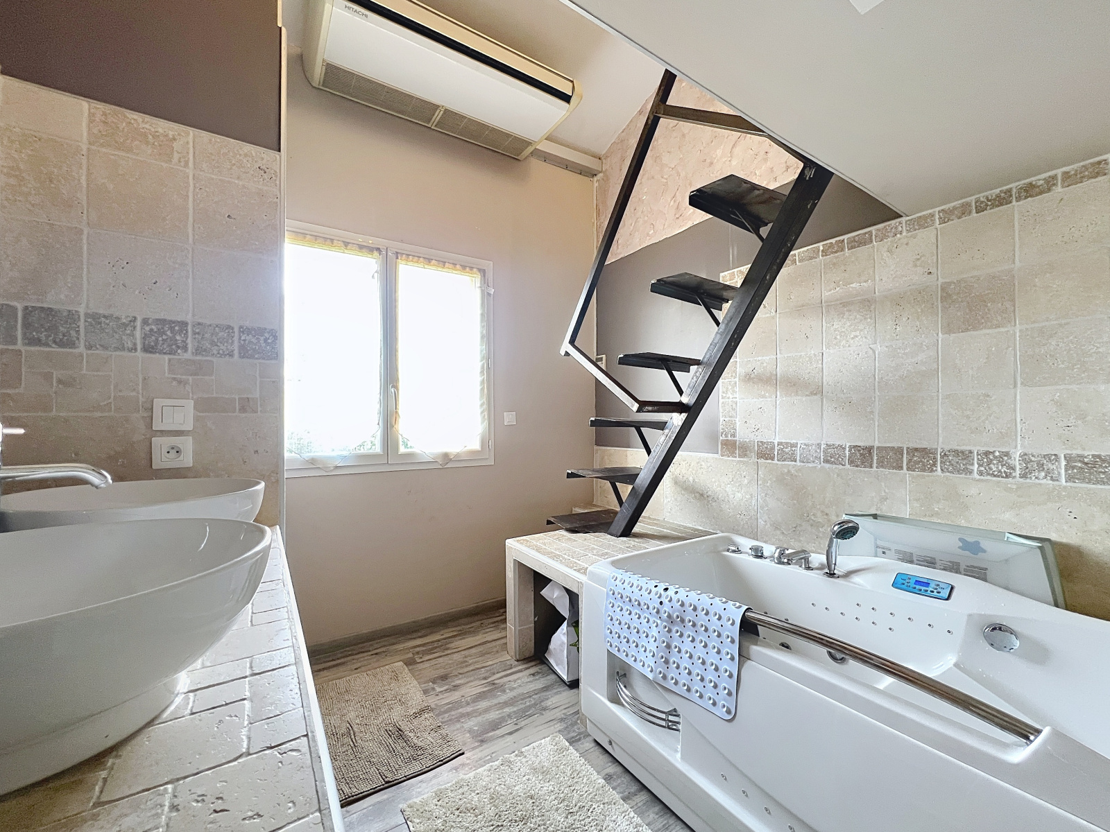 Image_11, Maison, Savigneux, ref :MG1967