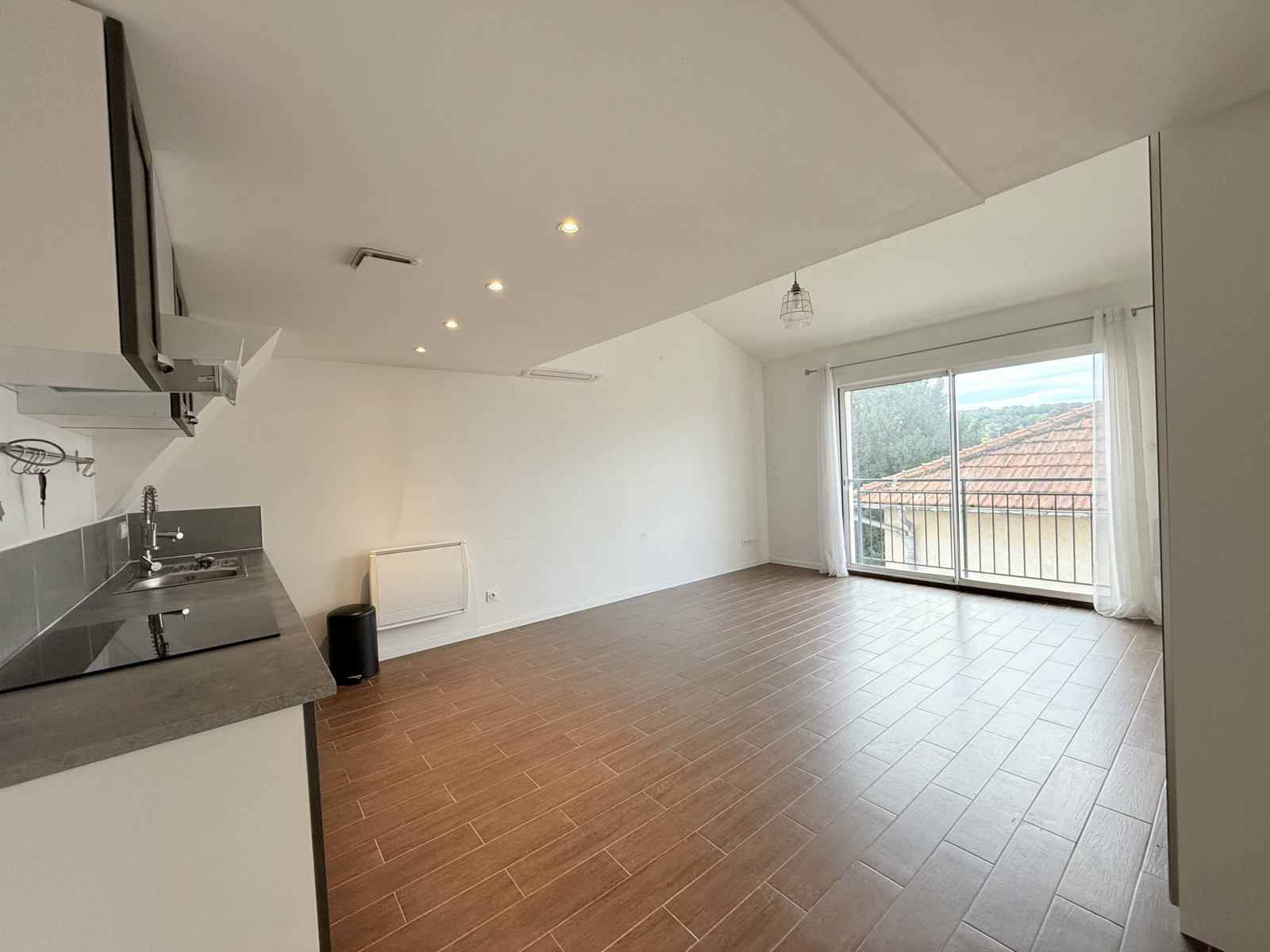Image_1, Duplex, Jassans-Riottier, ref :AM1931