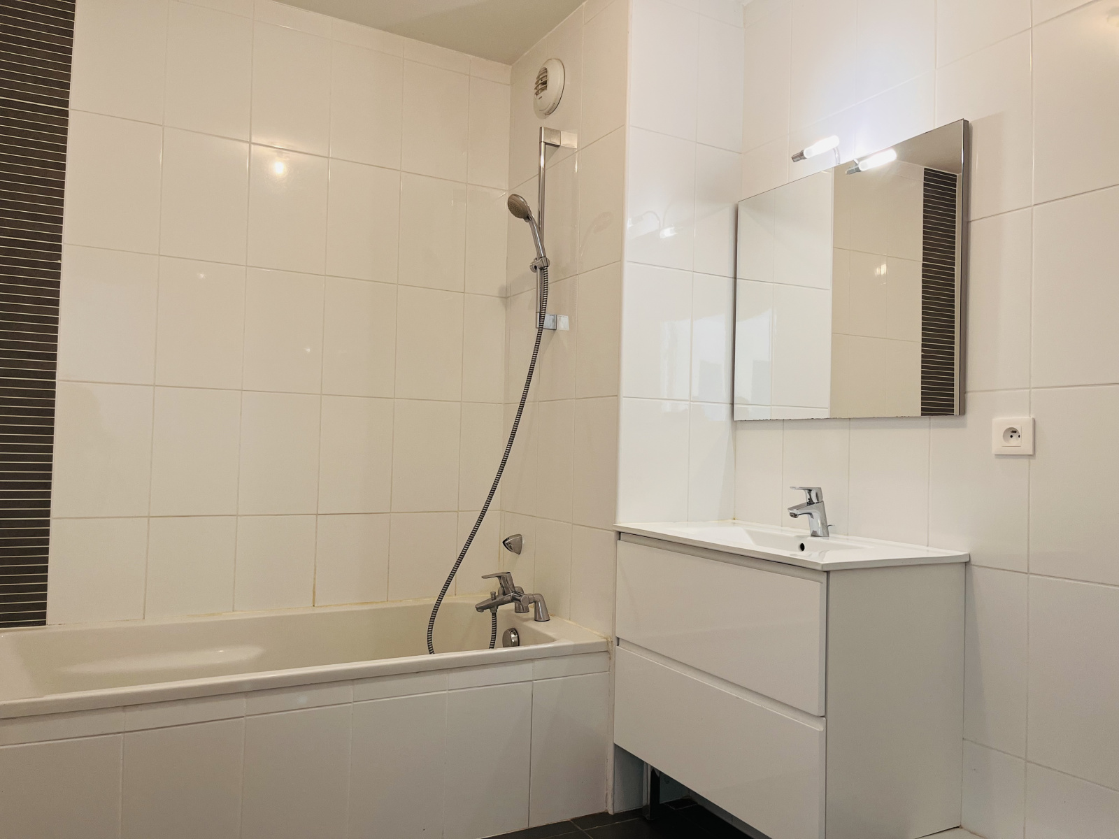 Image_15, Appartement, Montanay, ref :LD 2131