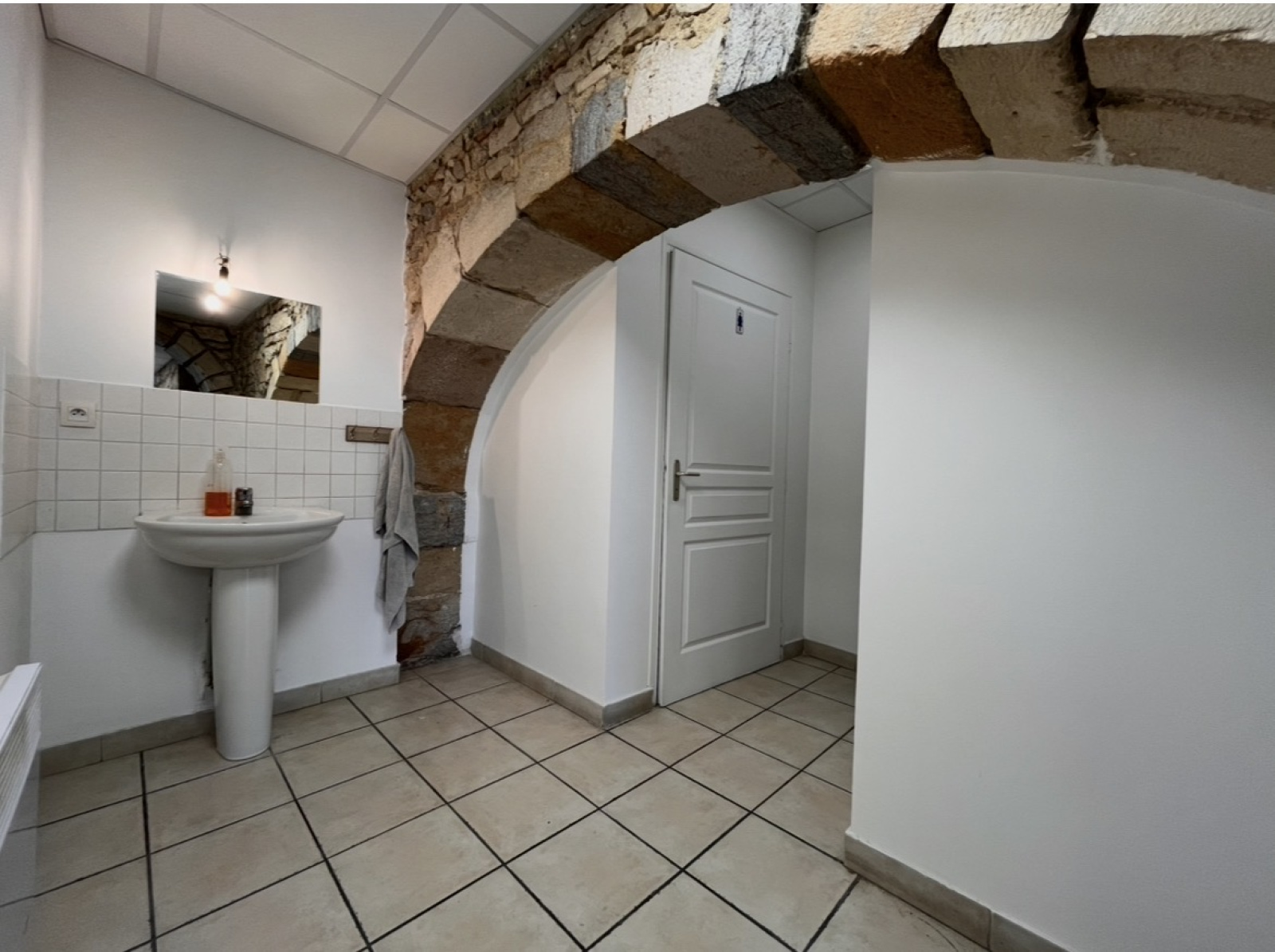 Image_7, Local commercial, Jassans-Riottier, ref :AC1901